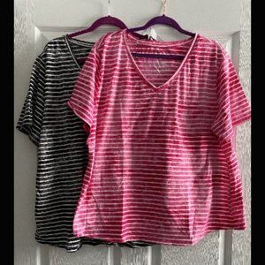 (2) Tshirts - Hot Pink and Black Stripped 20/22W